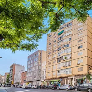 3 Bedroom Near Centre Apartamento